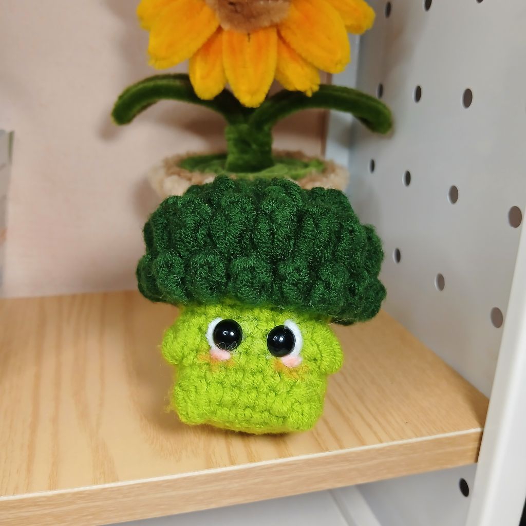 Jual Amigurumi Broccoli Keychain / Gantungan Kunci Brokoli Rajut ...