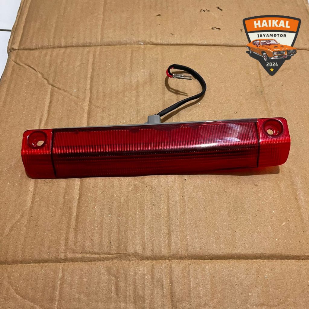 Jual Lampu Spoiler Belakang Toyota Innova Reborn Fortuner VRZ Original ...