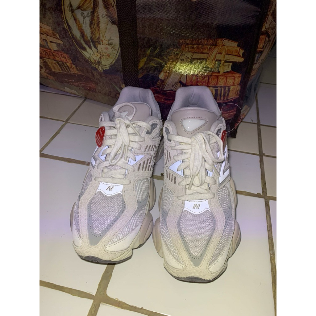 Jual New Balance 9060 Light Grey | Shopee Indonesia