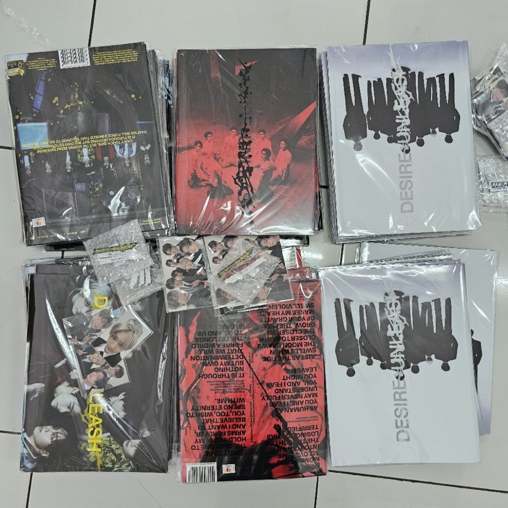 Jual [READY] ENHYPEN - DESIRE: UNLEASH Photobook Version + POB