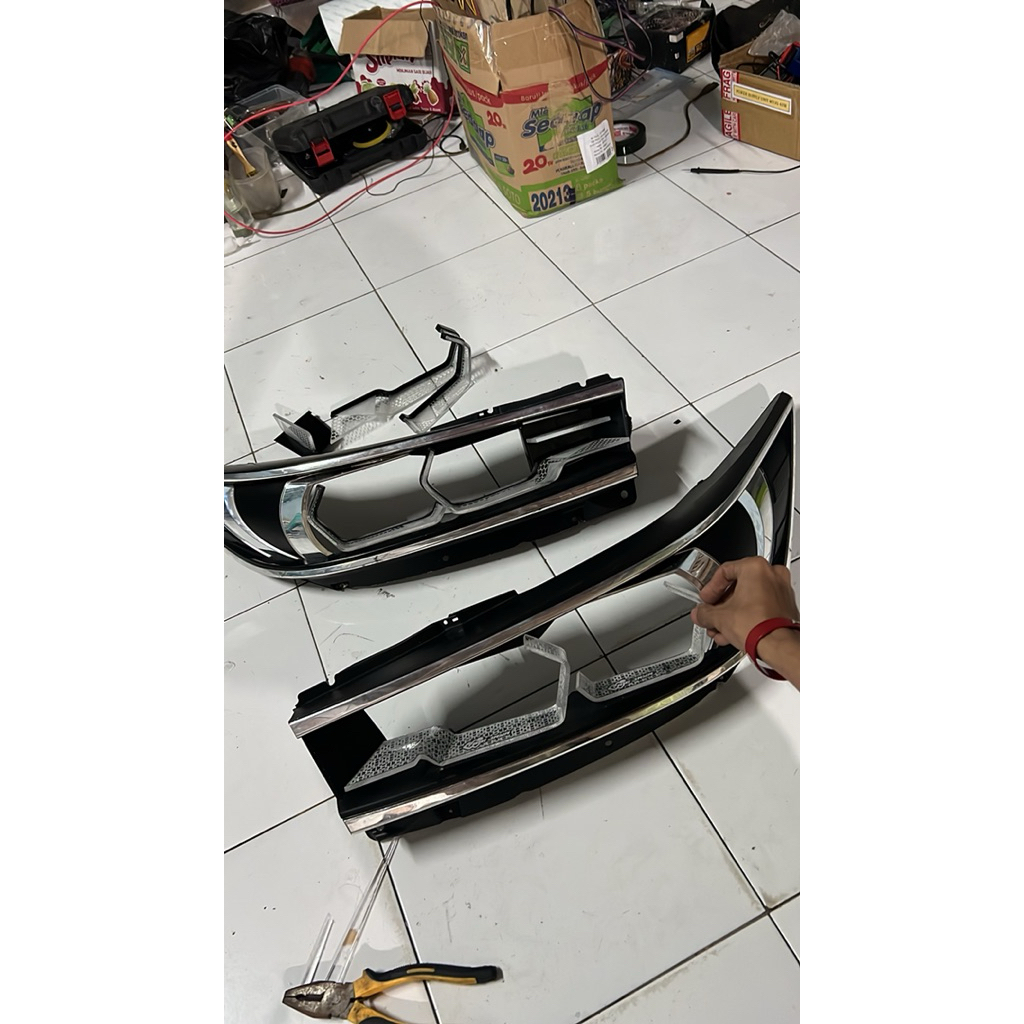 Jual SLIMFRAME INNOVA REBORN DOUBLE HEXA CAKAR SLIM FRAME ALIS AKRILIK ...