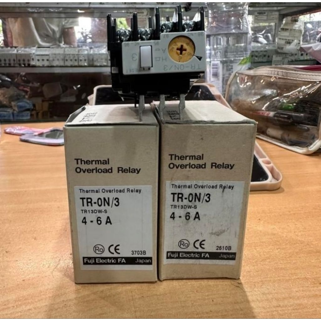 Jual THERMAL OVERLOAD RILEY FUJI TR-ON/3 ( 4-6A) | Shopee Indonesia
