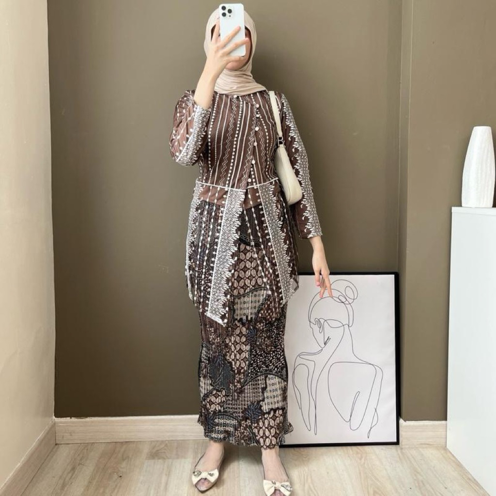 Jual Set 2 in 1 aksara PART 3 Rok Batik by Calamaryshop / Set 2 in 1 ...