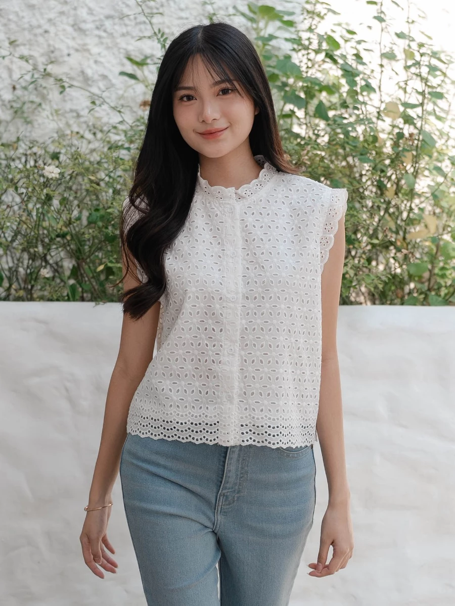  Raelyn Blouse