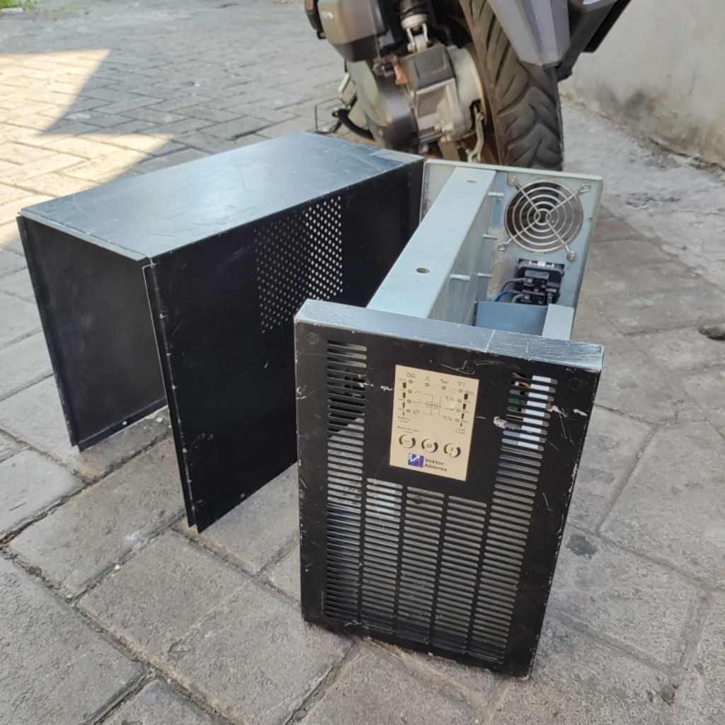 Jual BOX KESING UPS TOPAZ ZP110 1000VA KESING PLAT BESI UPS VEKTOR ...