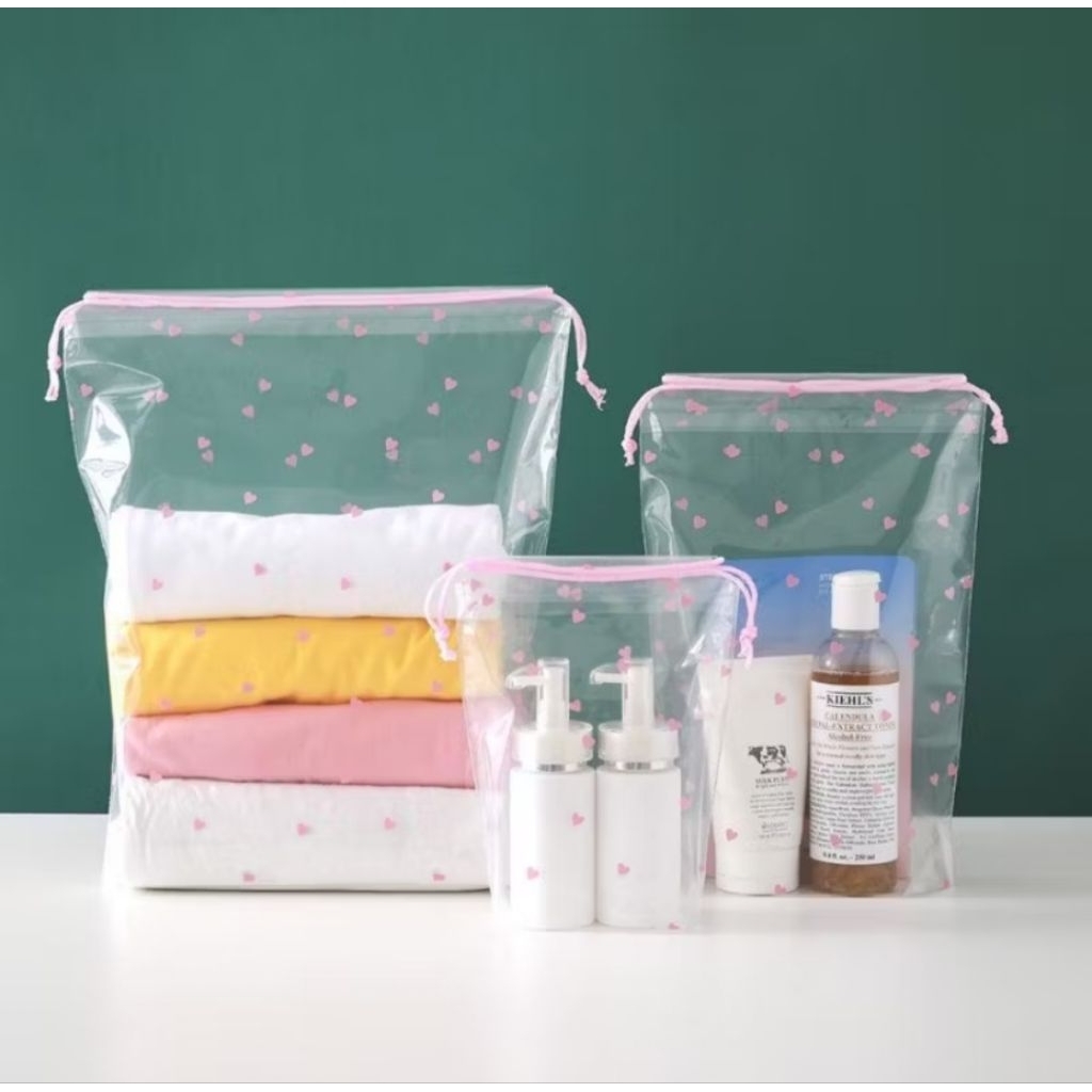 Jual MINISO BALI | Tas Pouch Serut Organizer Serbaguna / Pouch Serut  Drawstring Karakter / Tas Makeup Kosmetik Motif Transparan Anti Air |  Shopee Indonesia