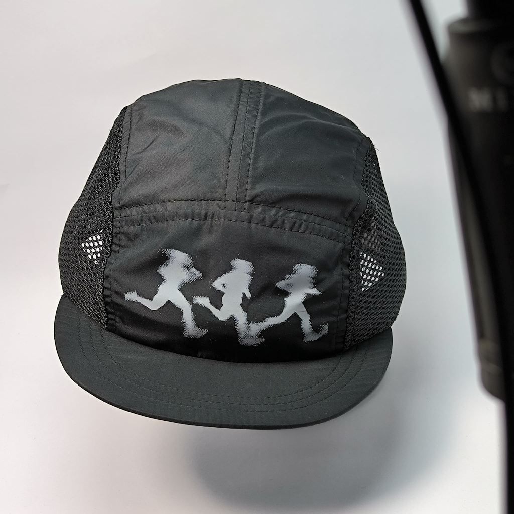 Jual Topi 5 Panel Topi Olahraga Running Topi Outdoor Warna Hitam Sablon ...