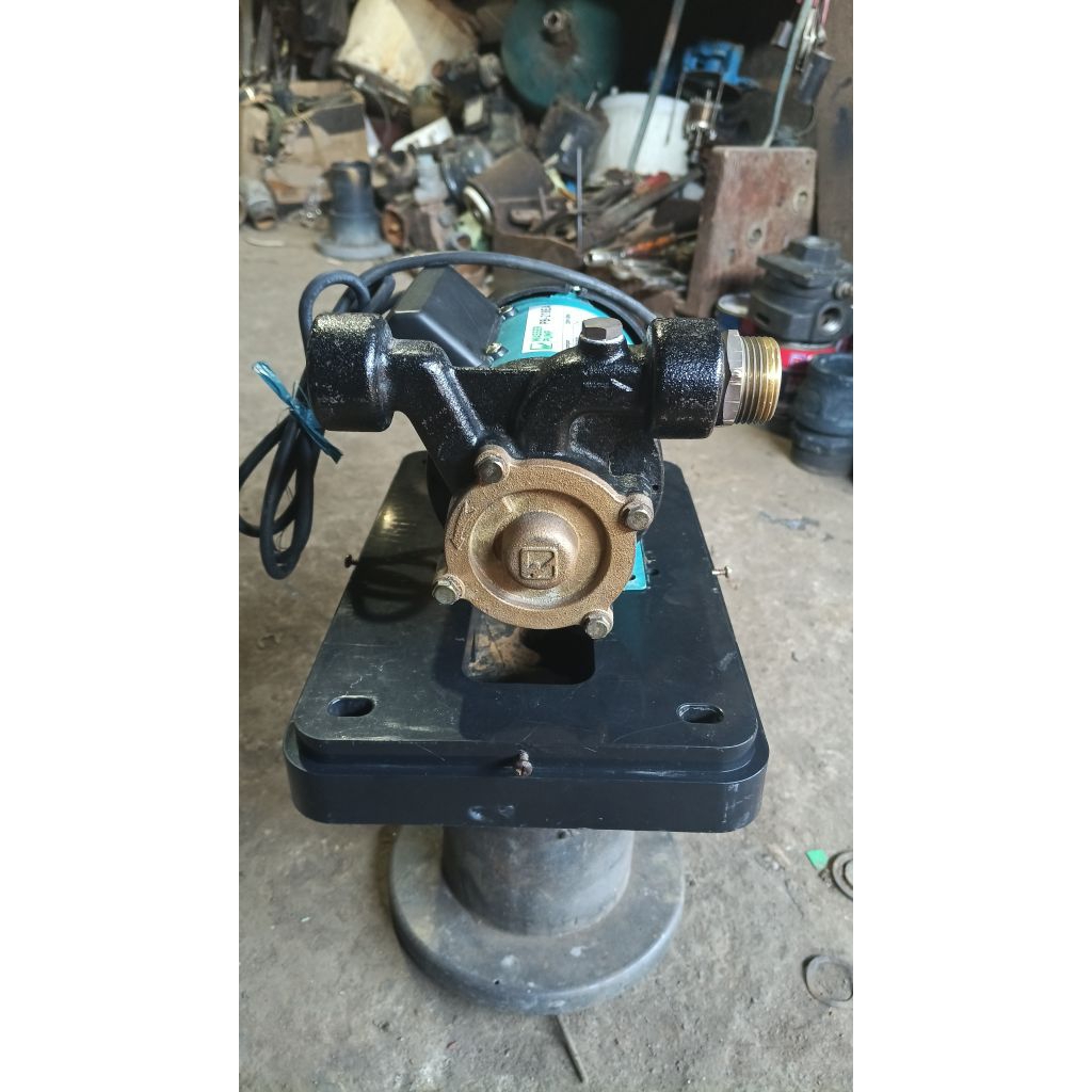 Jual Pompa Air Listrik Dorong Booster Wasser PB-218 EA Bekas masih