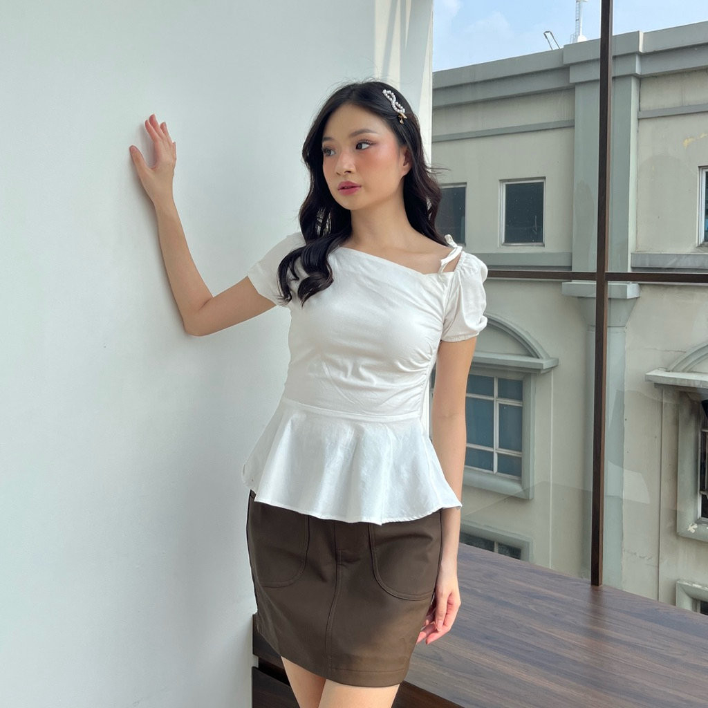 Jual [ KELLY ] Chava Top / Atasan Wanita / Baju Atasan Wanita | Shopee ...