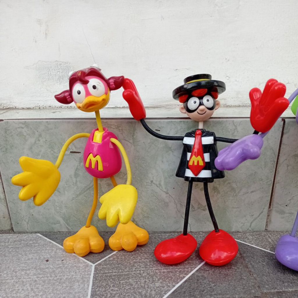 Jual Maskot McD Tahun 2003 Set Maskot Kawat Mc Donald's | Shopee Indonesia