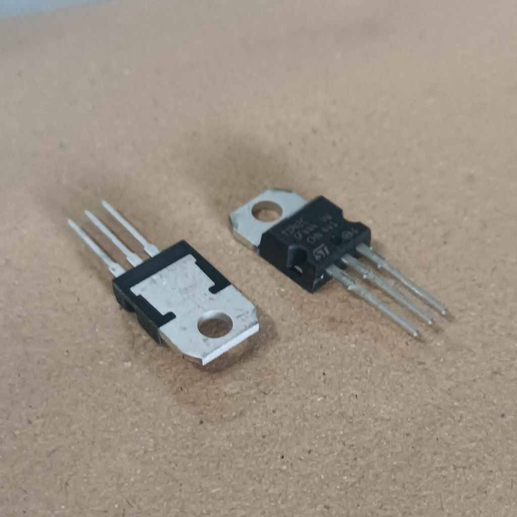 Jual [1 SET] TIP41C TIP42C ORIGINAL ST / transistor TIP 41C + 42C ST ...