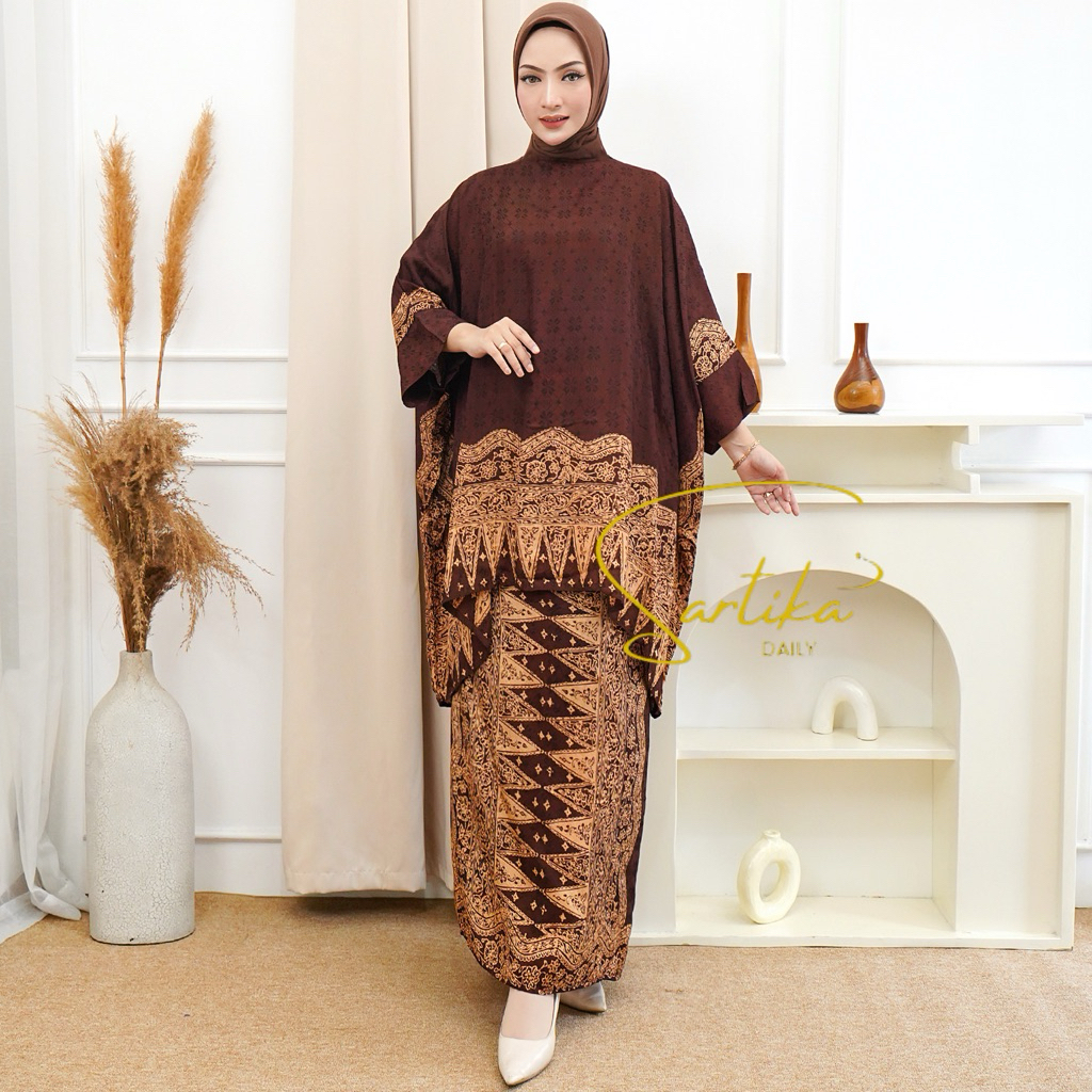 Jual Sartika.Daily_ Oneset Laura Jupri | Kaftan kondangan | Kaftan ...