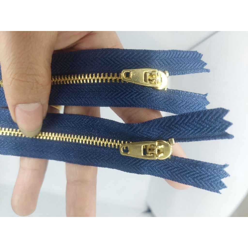 Jual Resleting metal gigi besi no. 3 Biru Pinlock | Shopee Indonesia