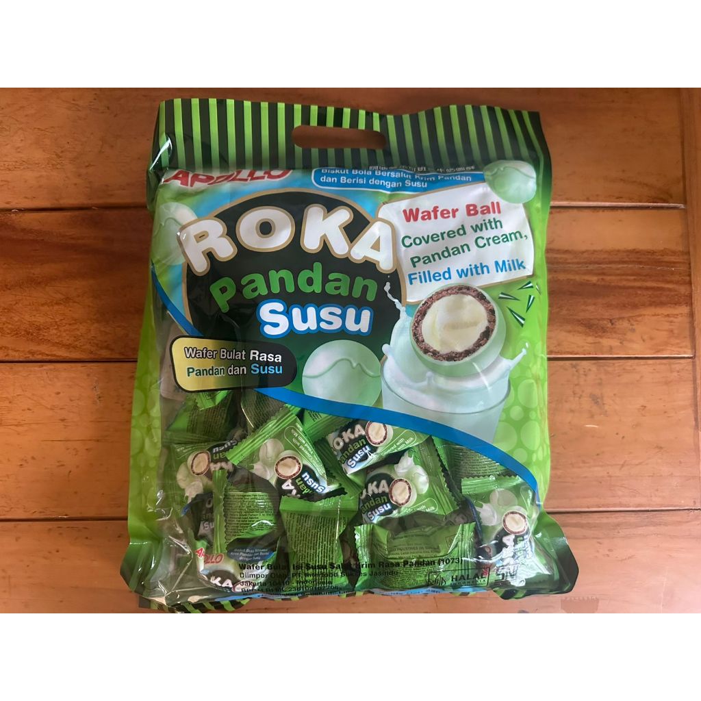 Jual Apollo Roka Wafer Ball 250gr isi 50pcs Wafer Bulat isi Susu ...