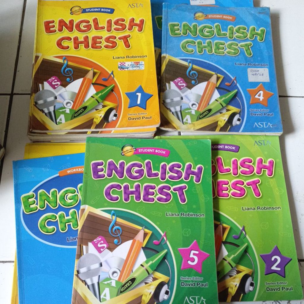 Jual English chest student book & workbook | Shopee Indonesia