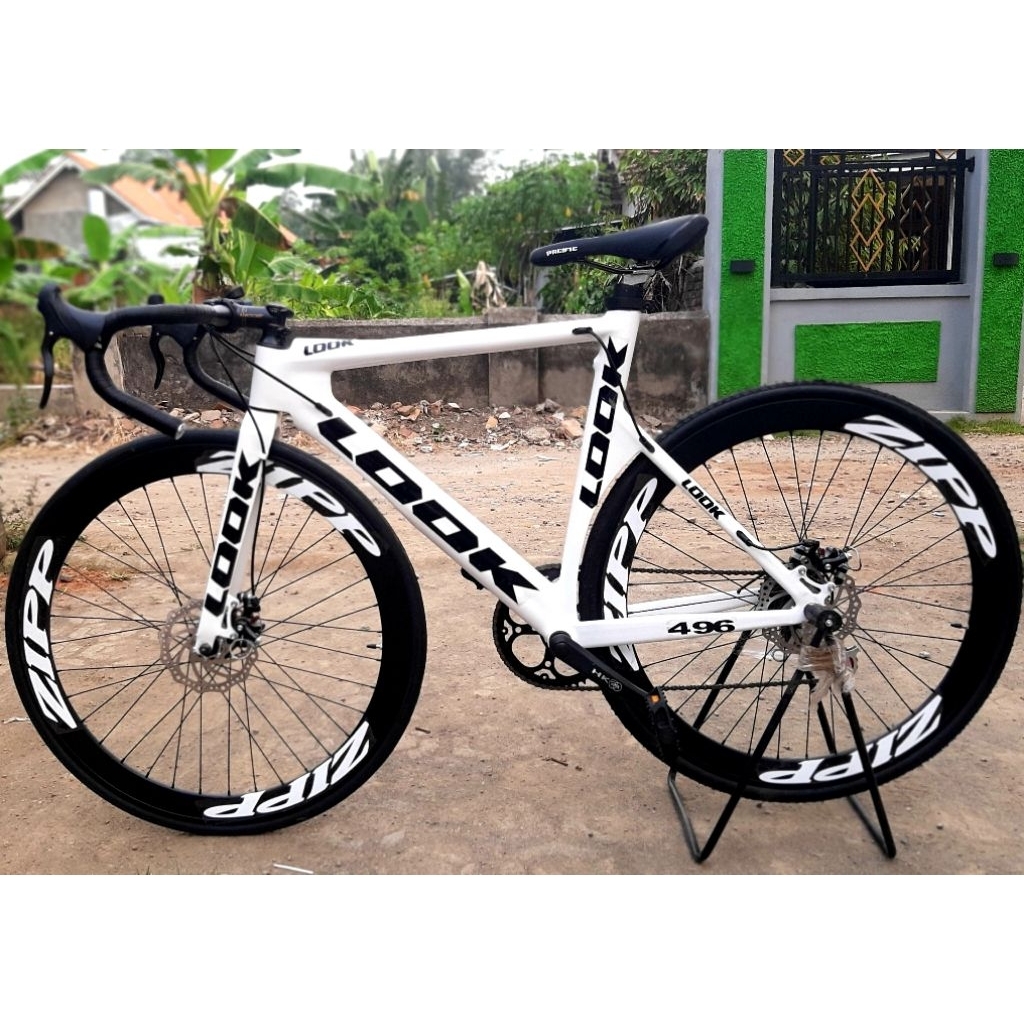 Jual Sepeda Balap / Roadbike 700c Model Look Warna Putih Dengan Velg ...