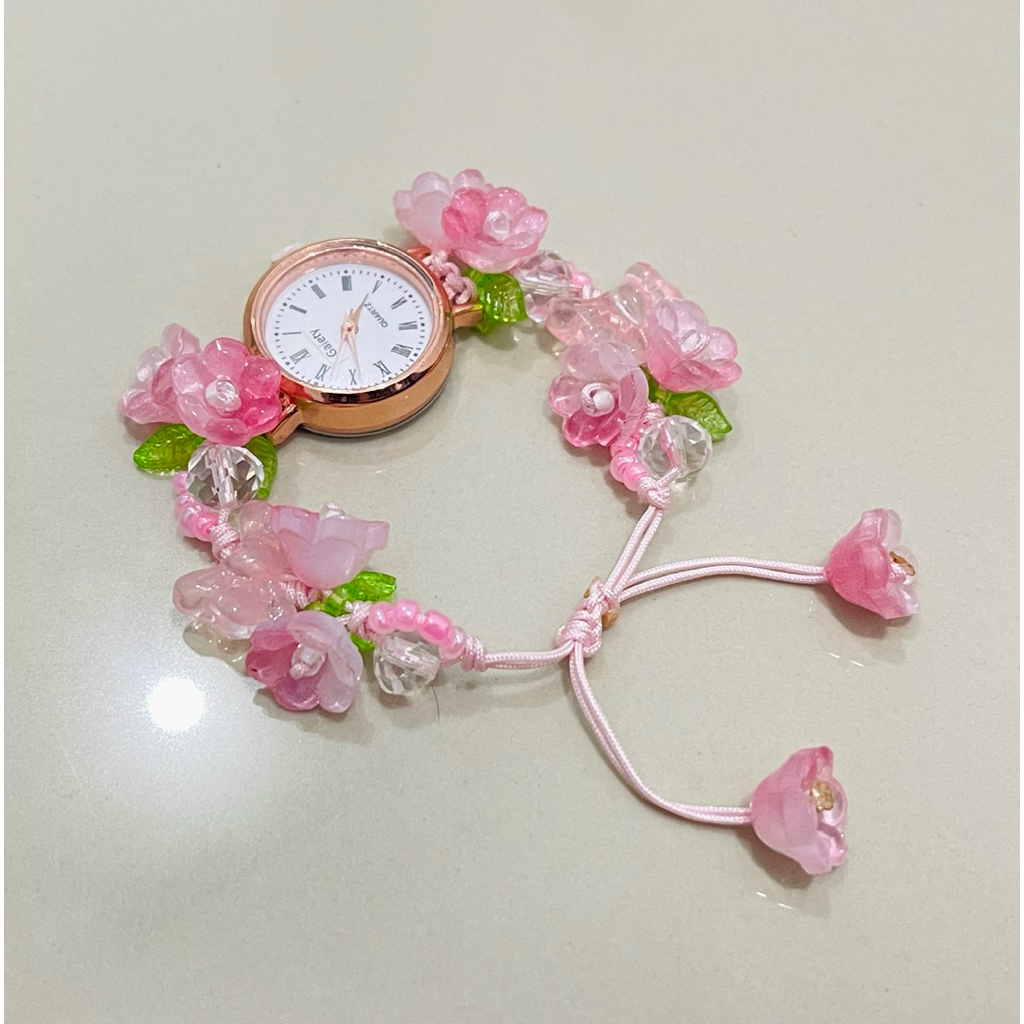 Jual jam tangan manik bunga estetik serut | Shopee Indonesia