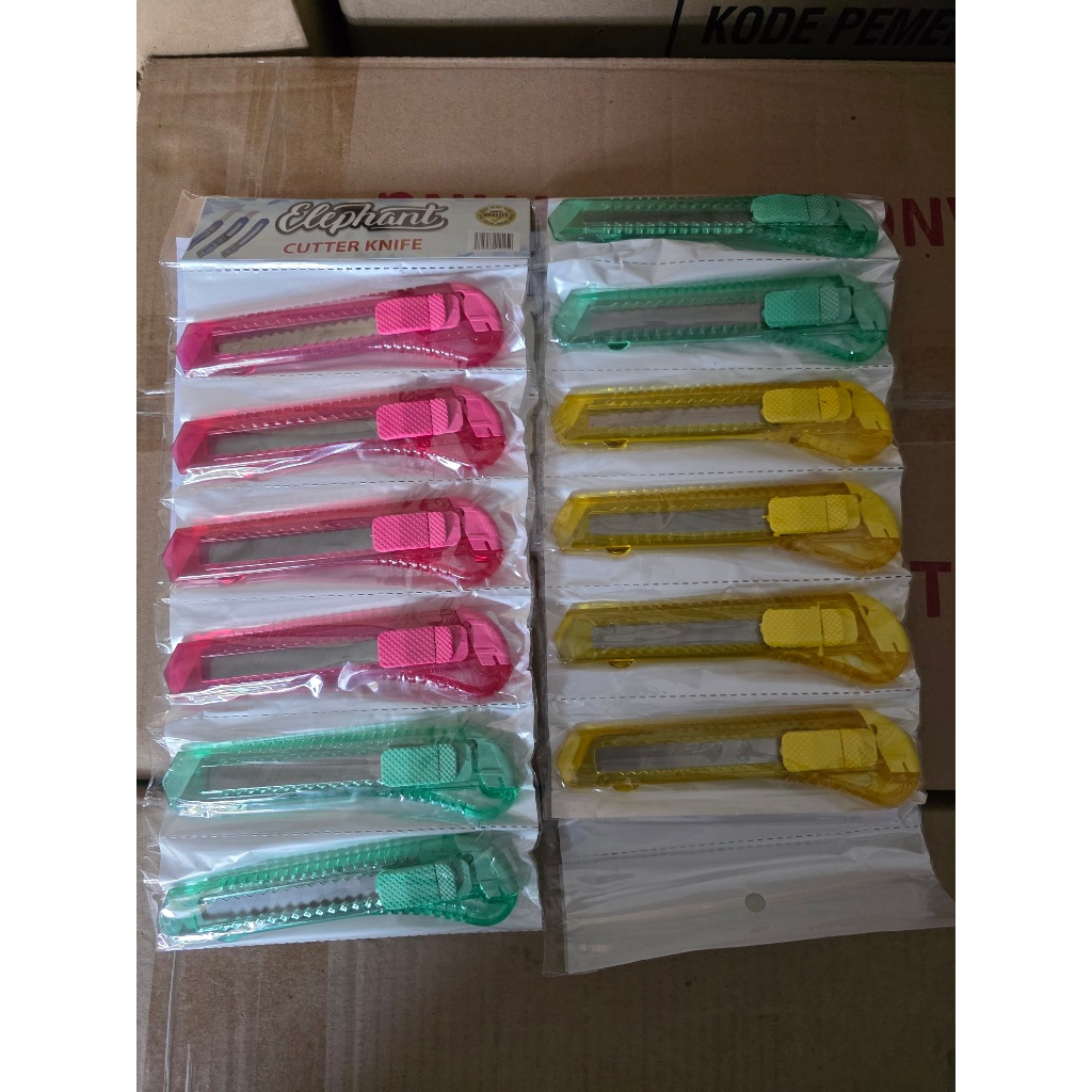 Jual Cutter Renteng Besar Warna warni/curter Besar/ Kater MURAH Bening ...