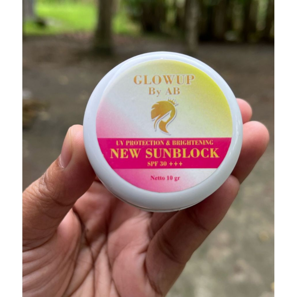 Jual SUNBLOCK GLOW UP BY AB | Shopee Indonesia