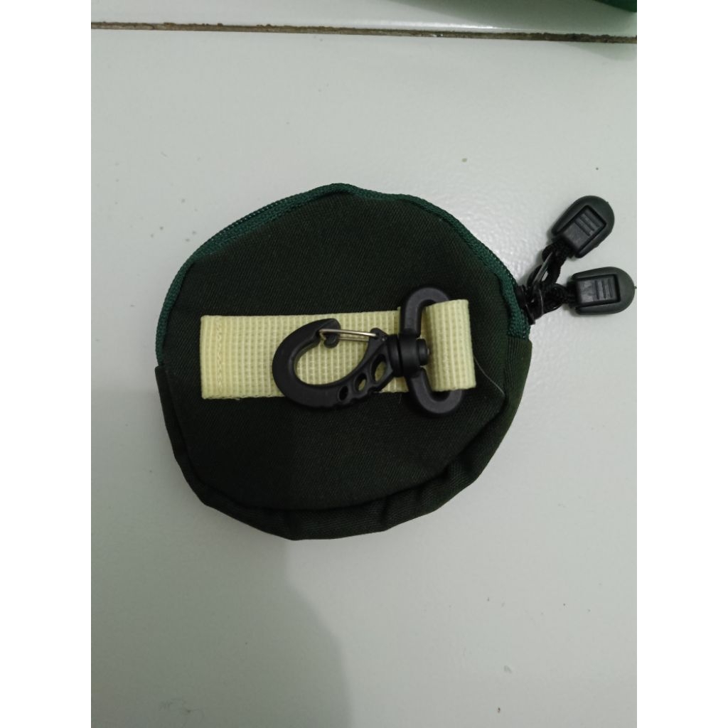 Jual Merchandise Wingstop - Pouch Wingstop | Shopee Indonesia