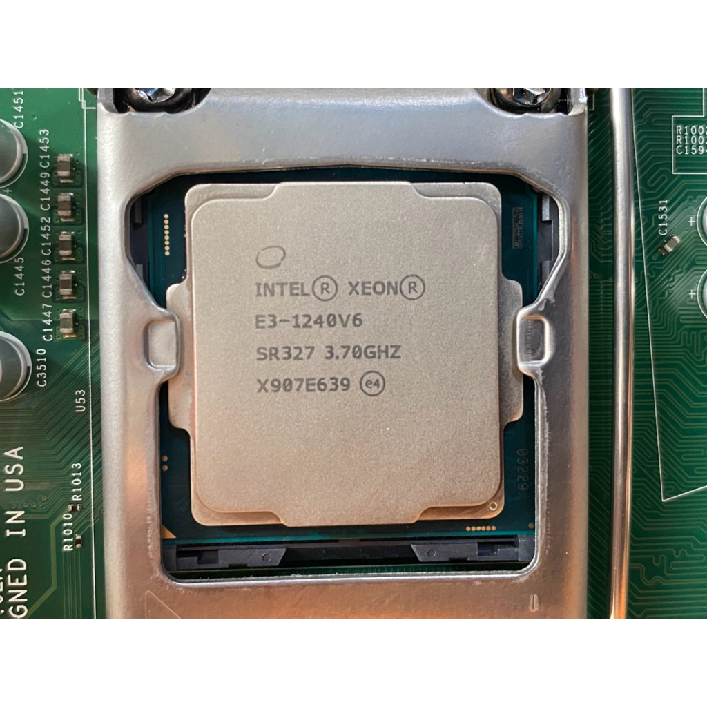 CPU INTEL XEON E3-1240V3 | Vi Tính Thành Công