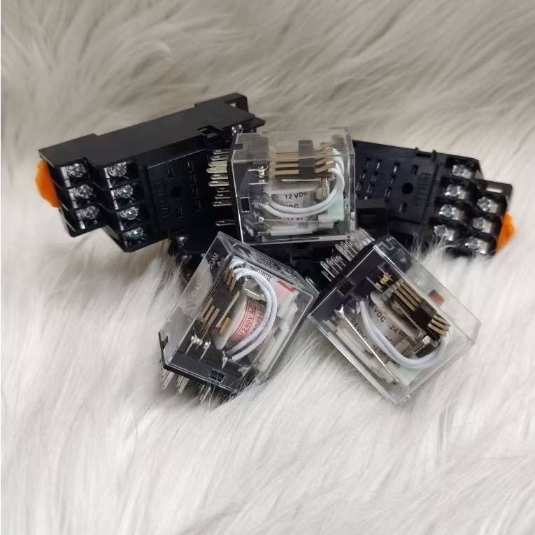 Jual relay set socket my4n 220vac omron original 5a 14pin/kaki/relay ...