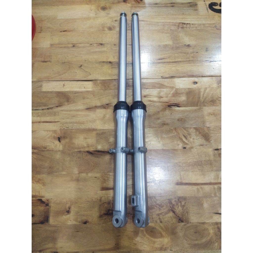 Jual SHOCK DEPAN KOMPLIT AS+TABUNG WIN100,JETWIN | Shopee Indonesia