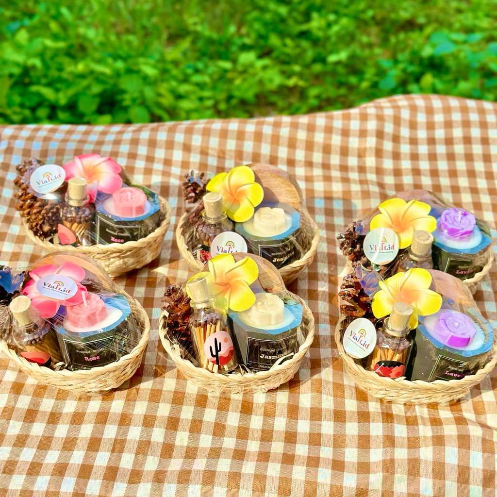 Jual parcel mini Gift Box scented candle gift box wisuda birthday gift ...