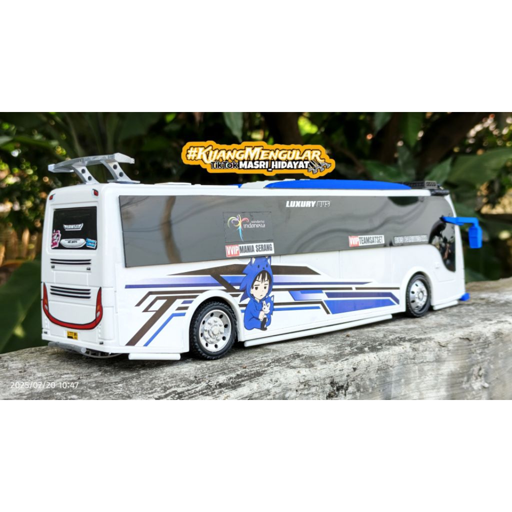 Jual MINIATUR BIS RKC FULL MODIFIKASI LIVERY ANIME | Shopee Indonesia
