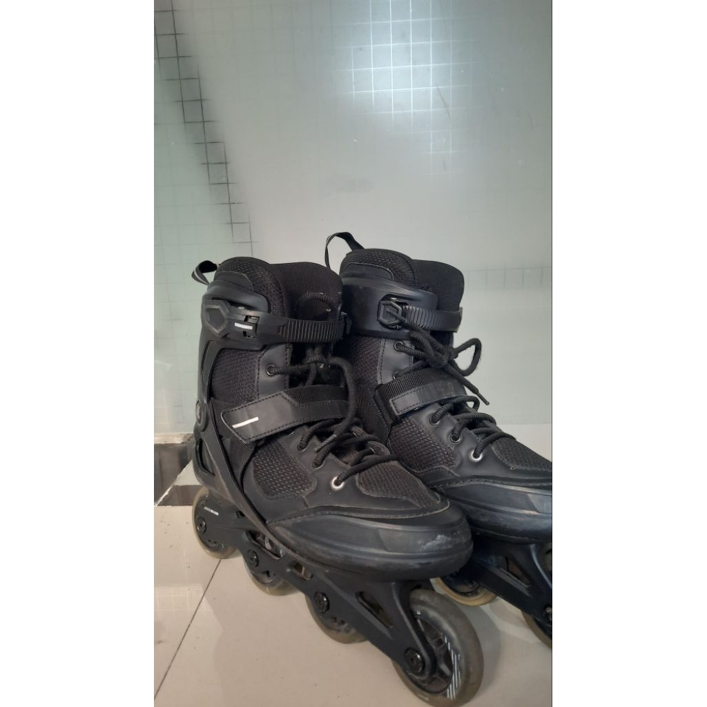 Jual Sepatu Roda Inline Skate Second Jarang Dipakai | Shopee Indonesia