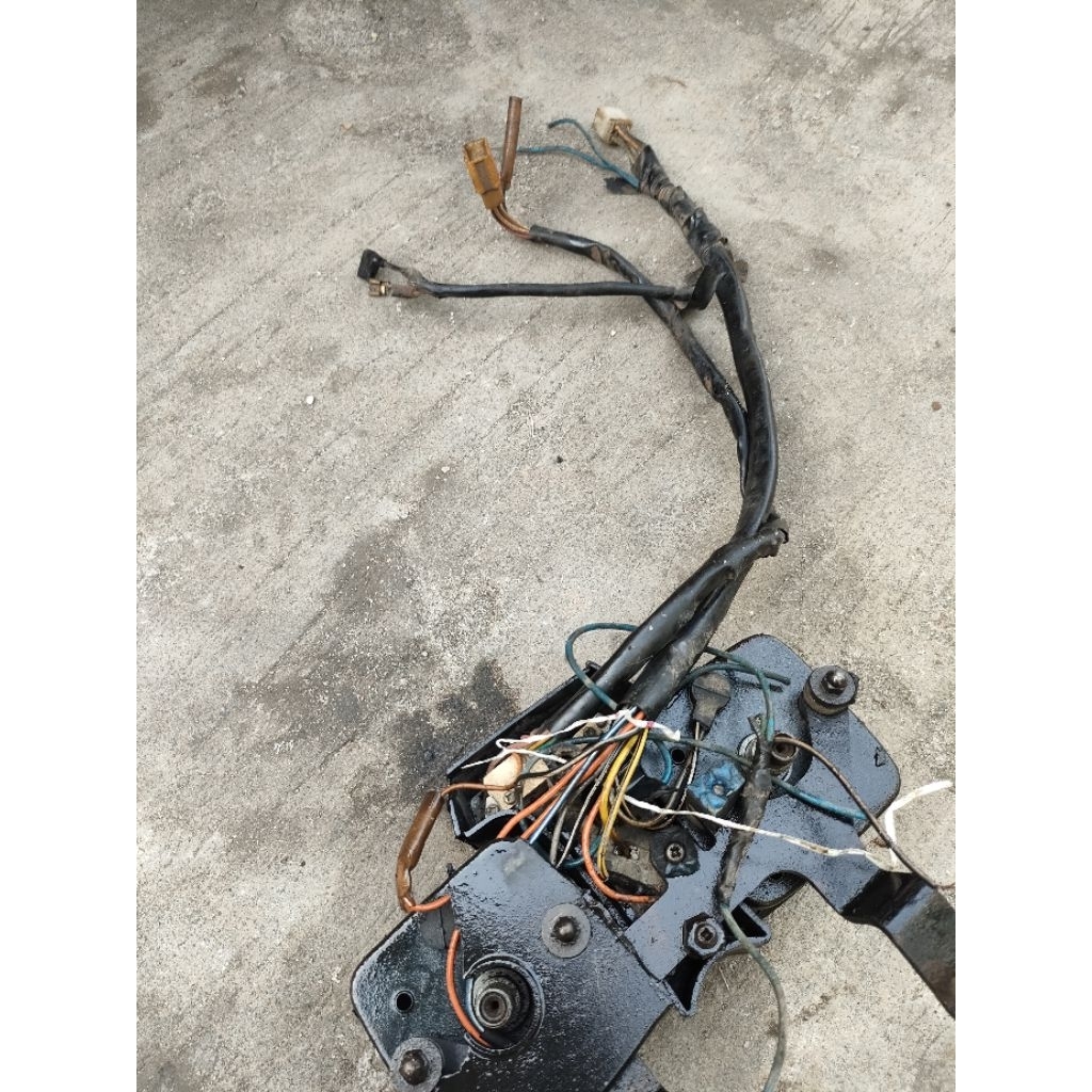 Jual SPEEDOMETER KILOMETER SUZUKI TRS | Shopee Indonesia