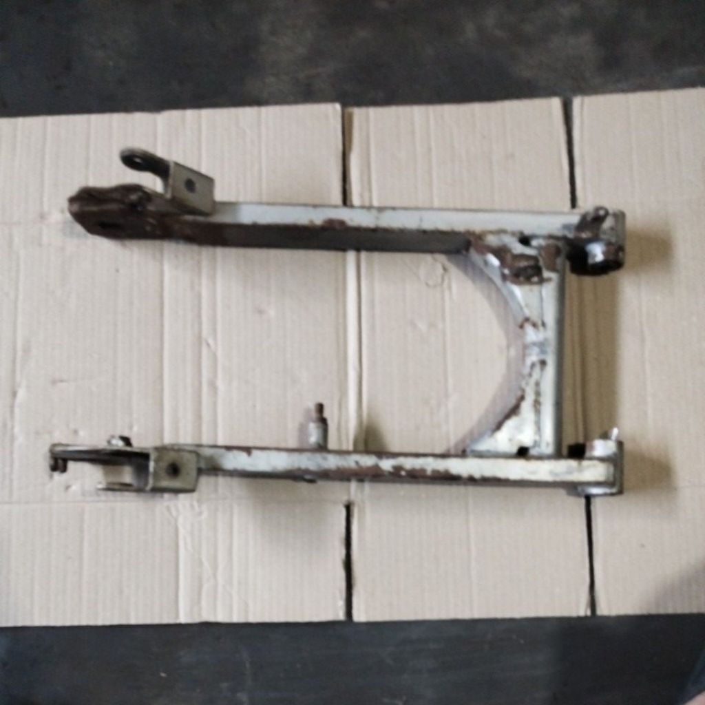Jual arm swing arm Yamaha Vega r Jupiter lama ORI second copotan ...