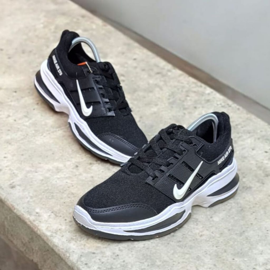 Jual termurah cod!! sepatu kets low running hitam putih terbaru 36-43 ...