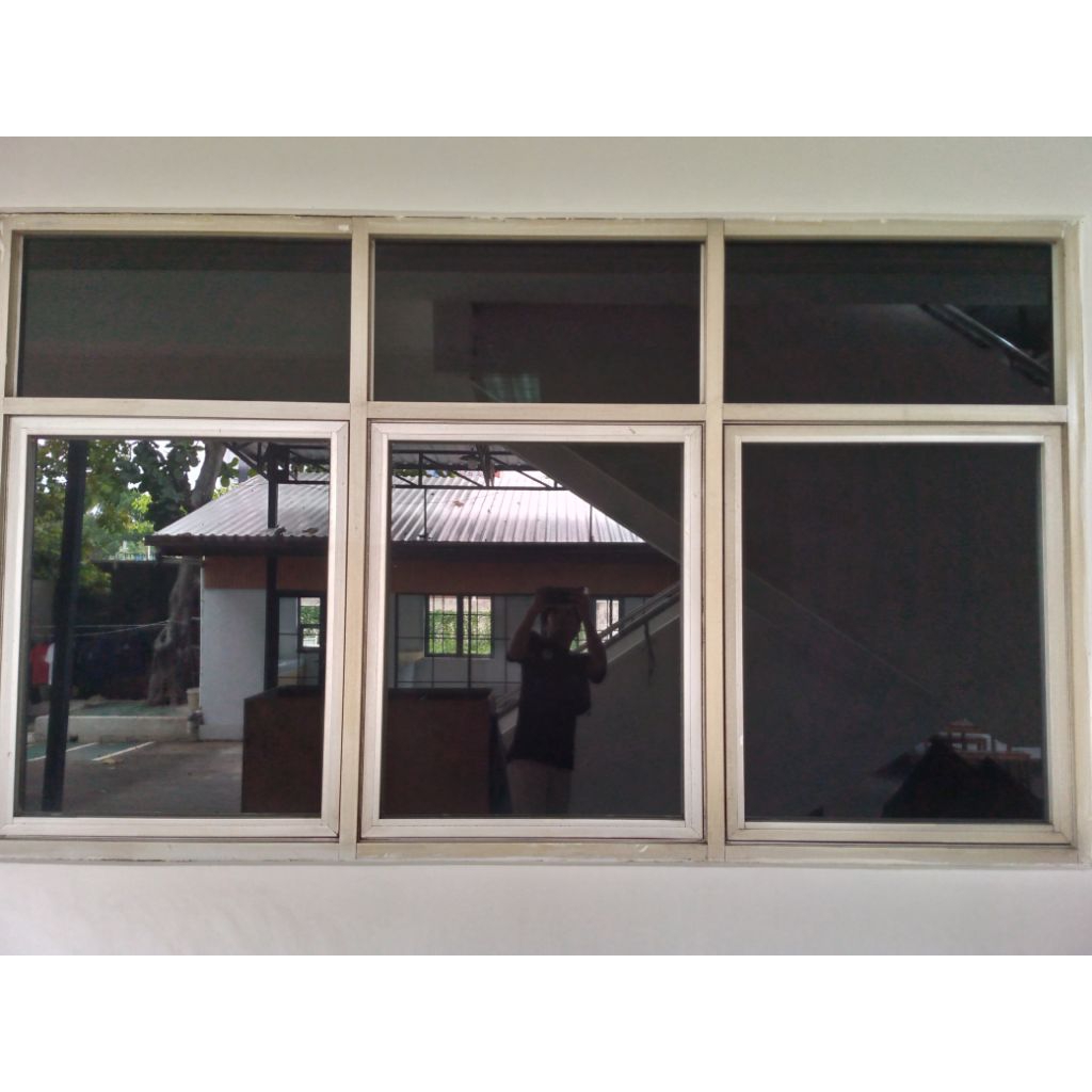 Jual sticker kaca film ryben hitam / kaca film tolak panas / kaca film ...