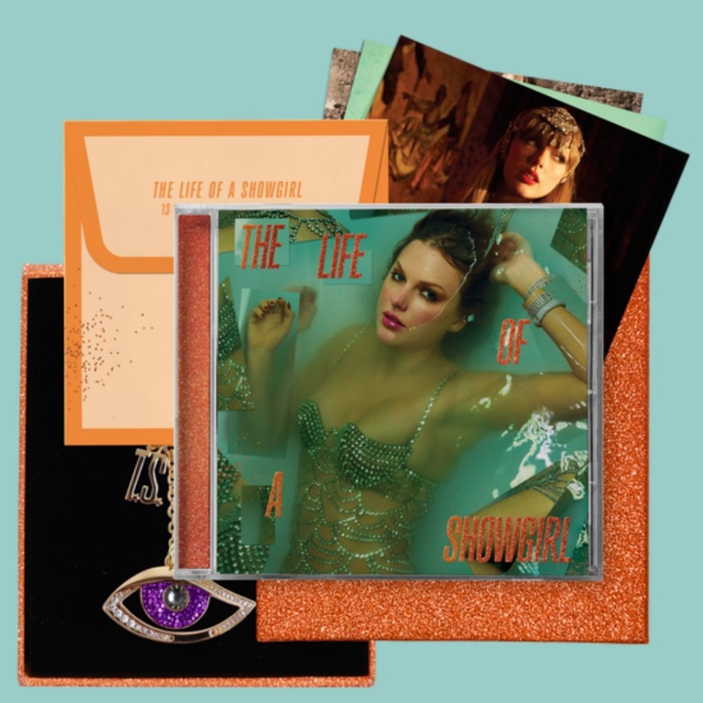 Jual CD Taylor Swift - The Life Of A Showgirl (Deluxe) - Original