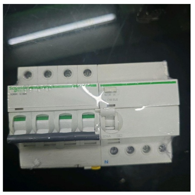 Schneider FI-Schutzschalter R9R22463, 63A, 30mA, Typ A, 4polig