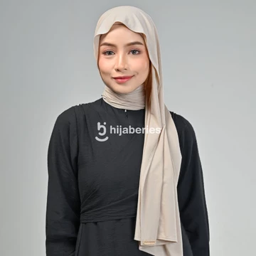 FREE SCRUNCHIE Hijaberies Kesa Pashmina Kaos (Pashmina Bahan Rayon Spandex Dan Tencel Modal)