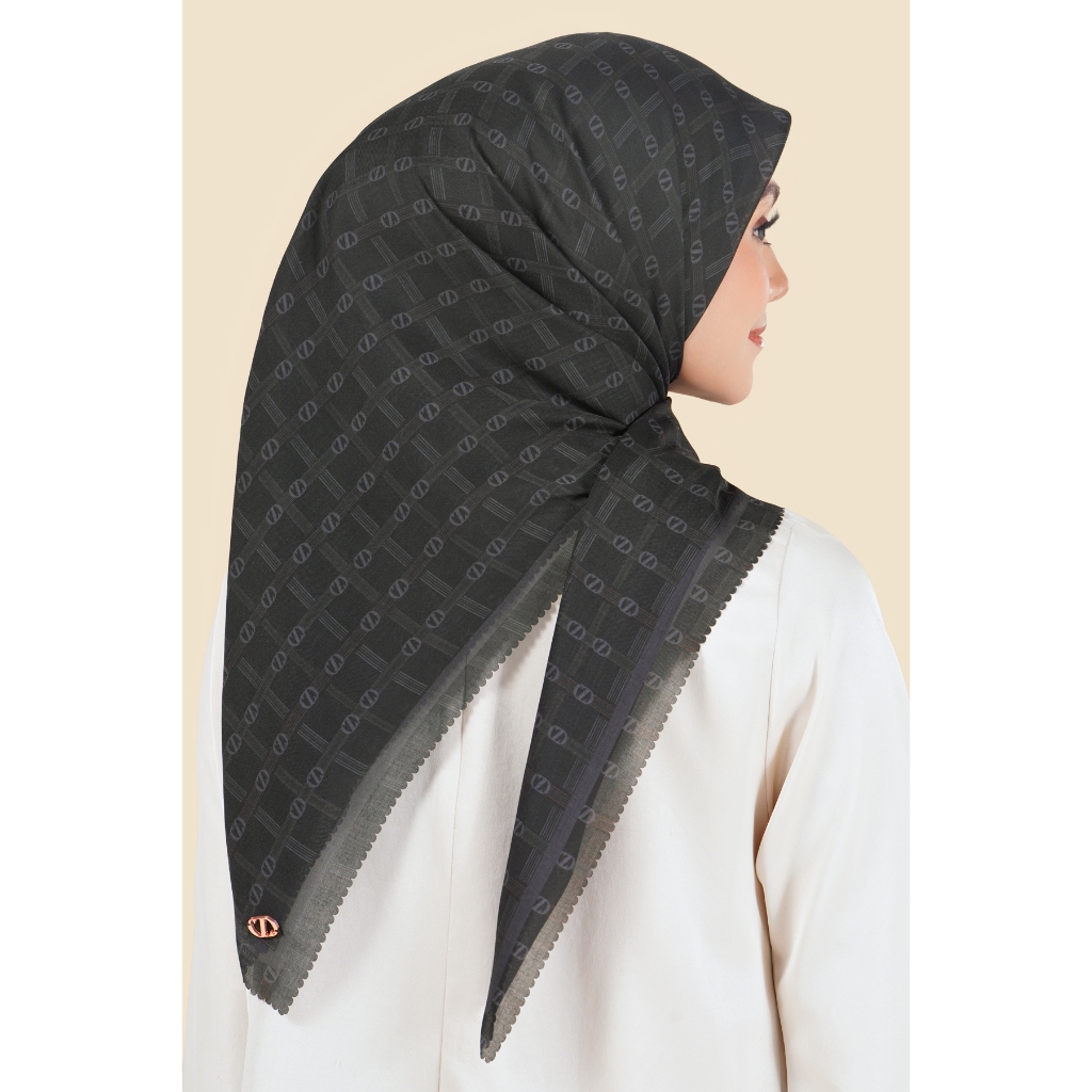 ZYTADELIA Diorama Scarves Series Printed Scarf Hijab Segi Empat Hijab Aire Voile Hijab Premium Hijab Motif