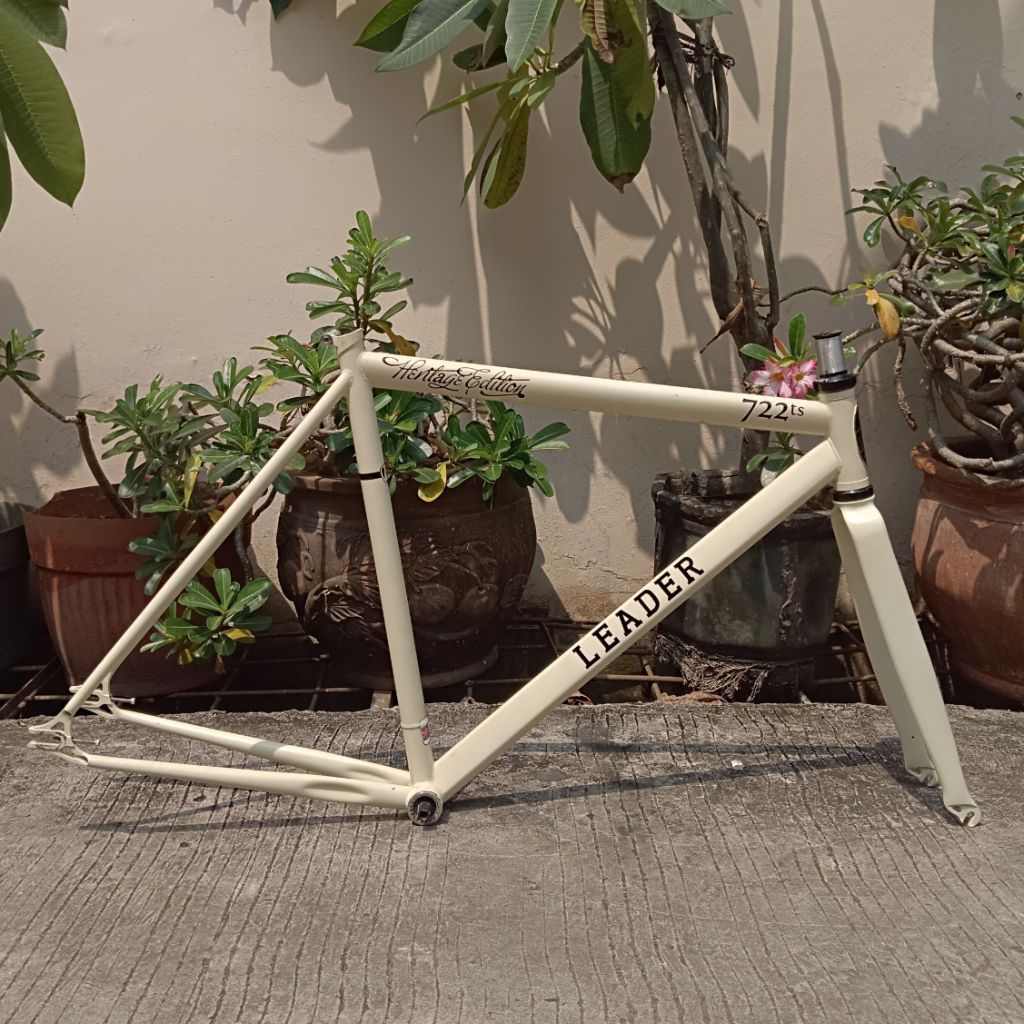Jual FRAME SEPEDA FIXIE LEADER 722 TS CHROMOLY BUKAN VISP PCOLITE ...