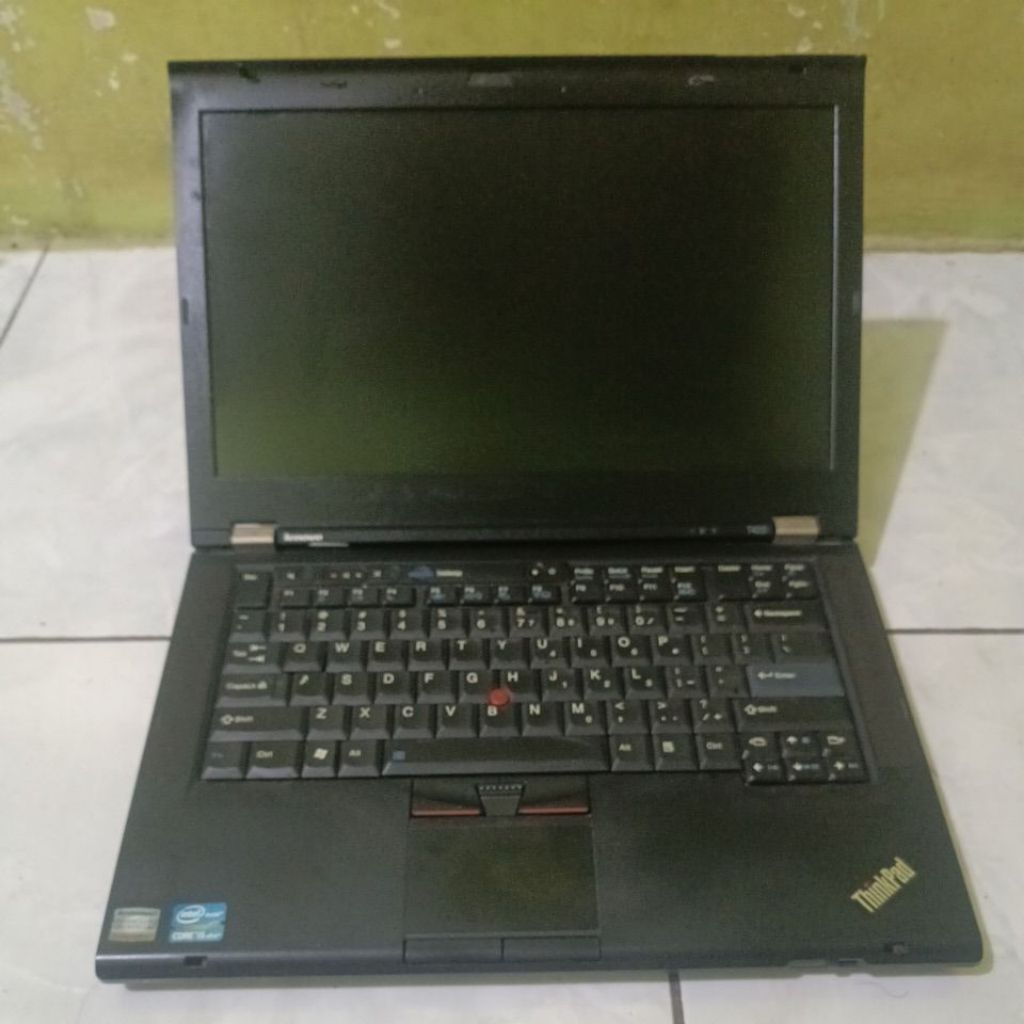 Lenovo T420 I5 2ème Gén - 14" - Pour Pièces - Ne Fonctionne Pas