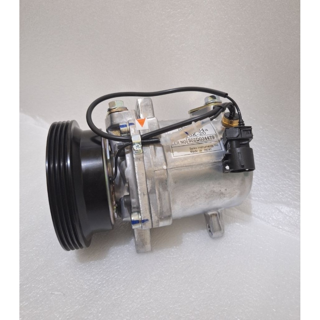 Jual Kompressor - compressor ac mobil bmw e36 m43 type seiko-seiki oem ...