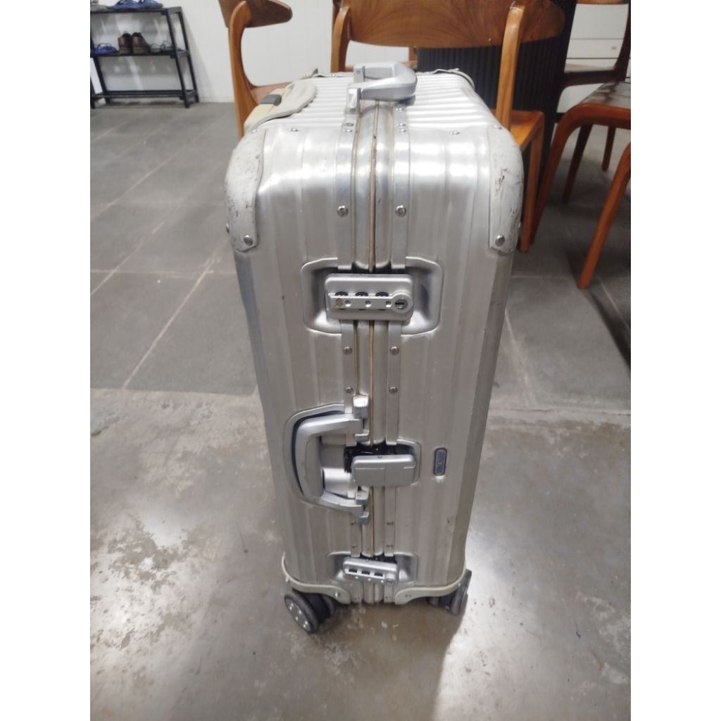 Jual Koper Rimowa Size 24