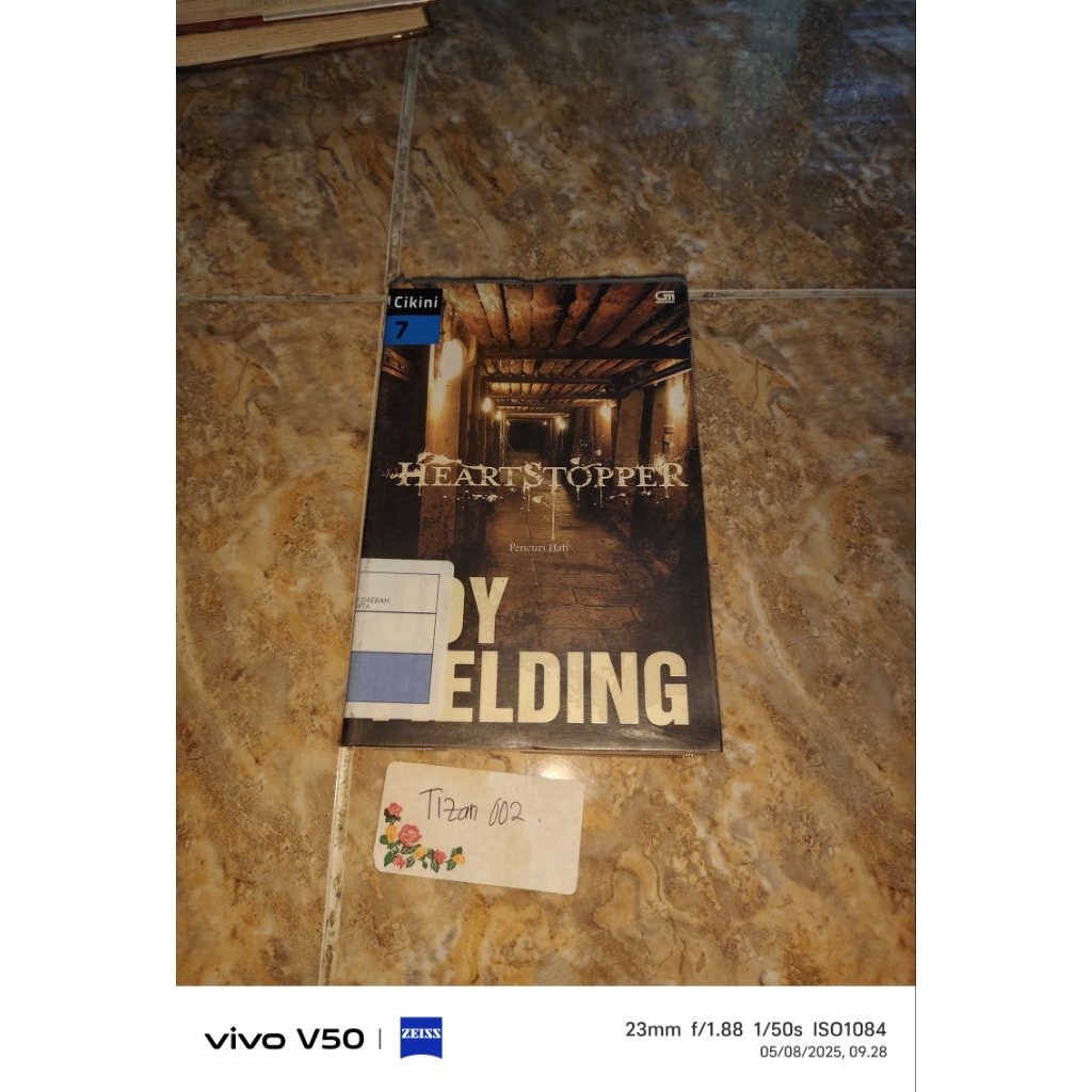 Jual Buku Heart Stopper Pencuri Hati Joy Fielding Shopee Indonesia