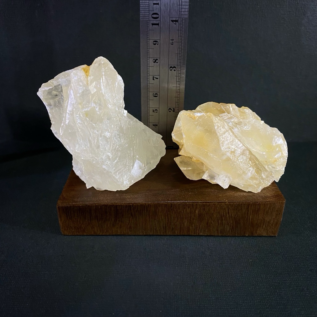 Jual Batu Crystal Calsedon Tower Natural L43 atau Batu Kristal Calsedon ...