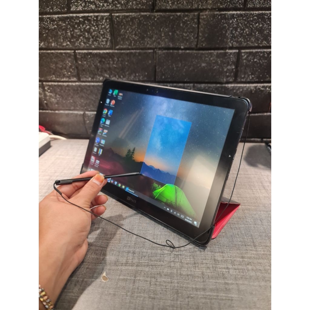 Jual Tablet Windows Fujitsu ARROWS Tab V727/V Core M3 7Y30 Ram 8GB Ssd ...
