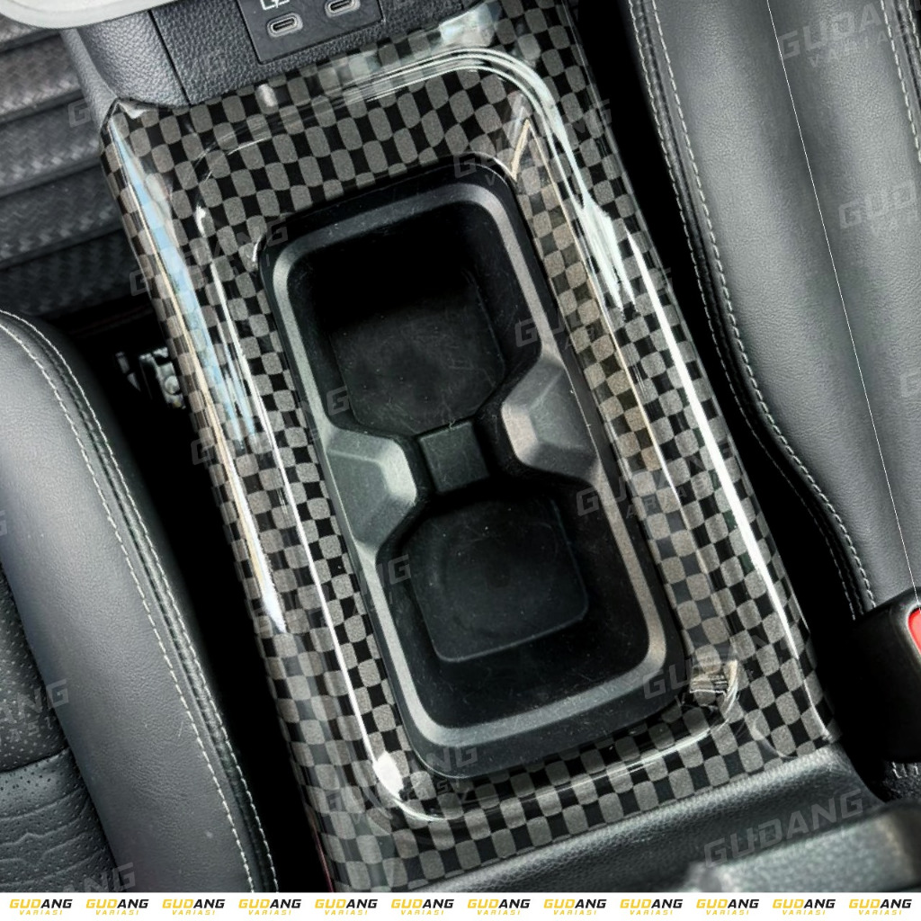Jual Panel Console Box Innova Zenix 2023-2025 V2 Carbon | Shopee Indonesia