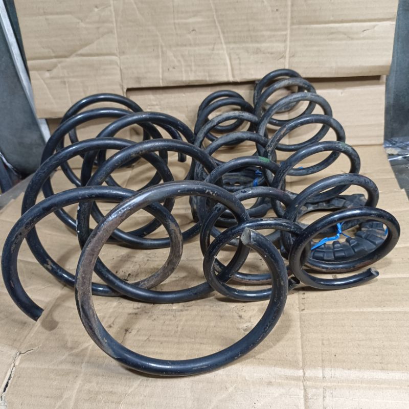 Jual per spiral coilspring toyota altis pertama depan belakang original ...