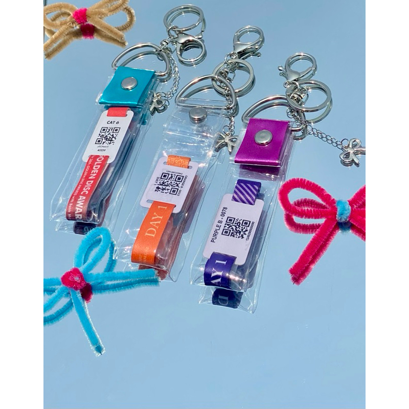 Jual keychain wirstband concert / Gantungan Kunci Wristband / TEMPAT ...