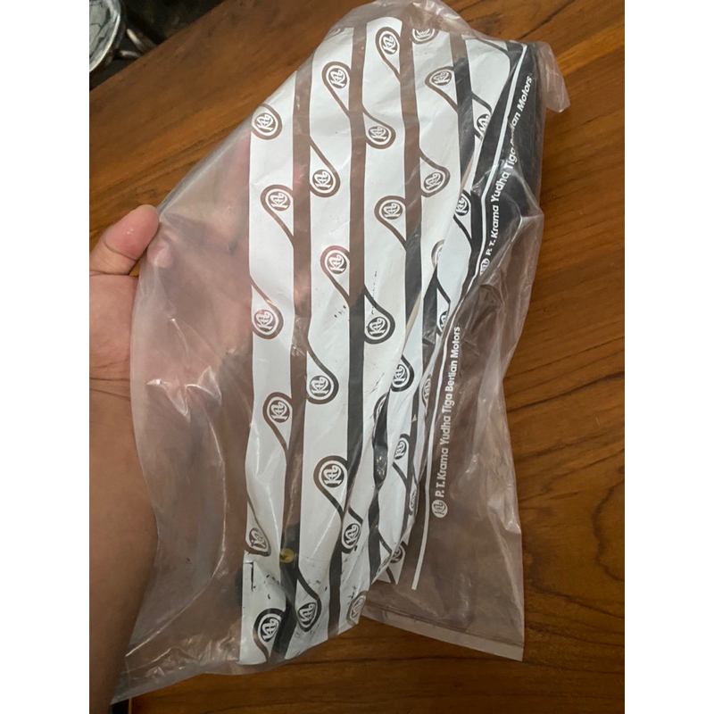 Jual Selang Radiator Bawah Canter PS125 PS110 Ori Mitsubishi 100% ...