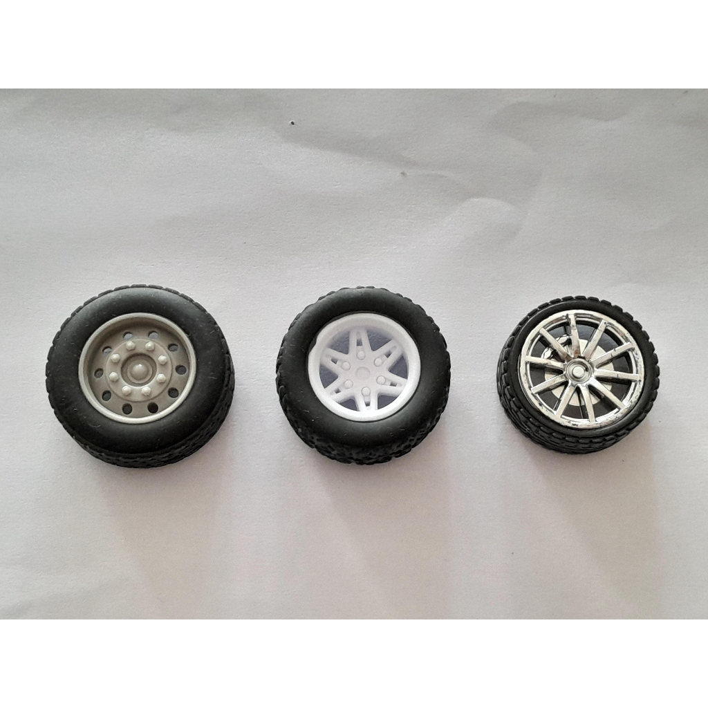 Jual Macam-macam Roda Ban Mobil Mainan Smart Car Wheel Motor | Shopee ...